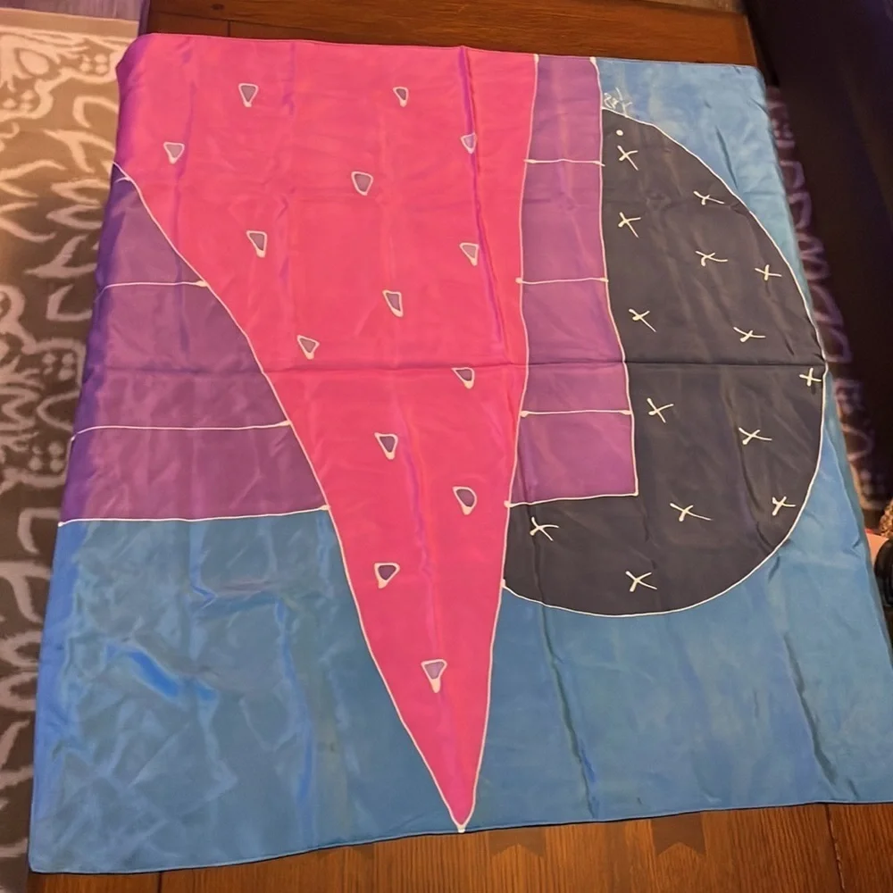 Silk Scarf geometric pattern. Excellent condition.
